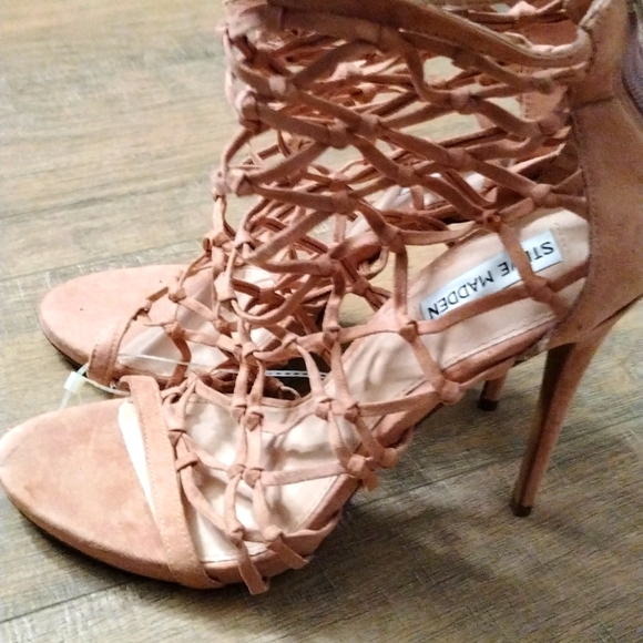 Rose Pink Steve Madden brand new never worn still attached to each other - Picture 1 of 6